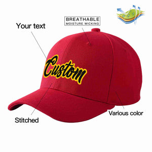 Conception personnalisée de casquette de baseball de sport incurvée rouge noir-or pour hommes/femmes/jeunes